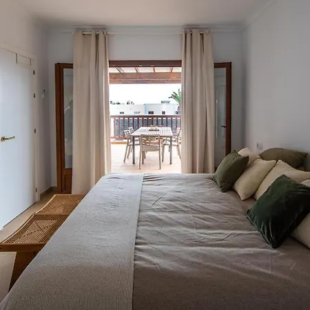 Nomadica Playa Blanca (Lanzarote)